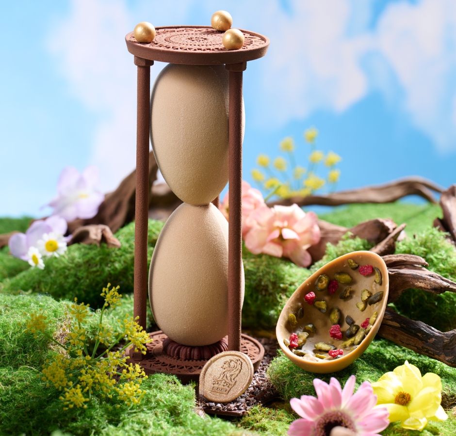 Easter Chocolate Hourglass - Pistachio