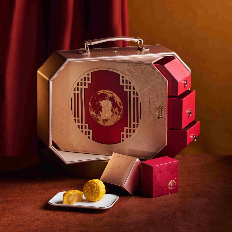 [早鳥優惠] 香港麗思卡爾頓酒店「尊貴燕窩奶黃月餅」禮盒 （八個裝）